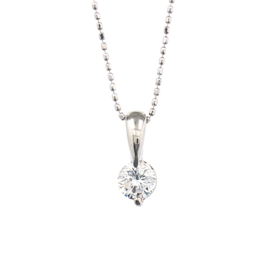 K18ホワイトゴールドダイヤモンドペンダント