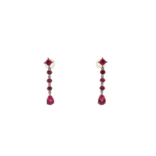 プラチナスピネルピアス