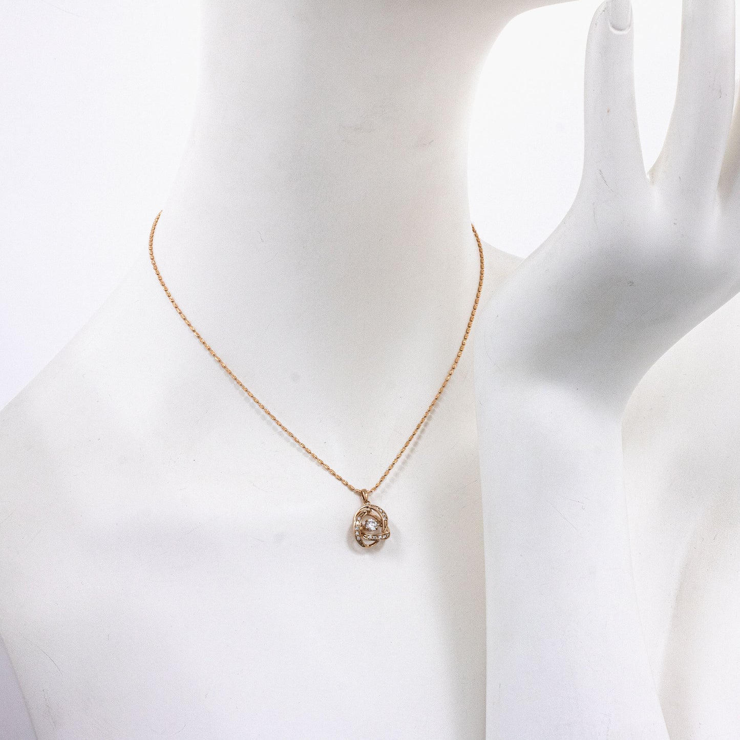 K18ピンクゴールドダイヤモンドペンダント